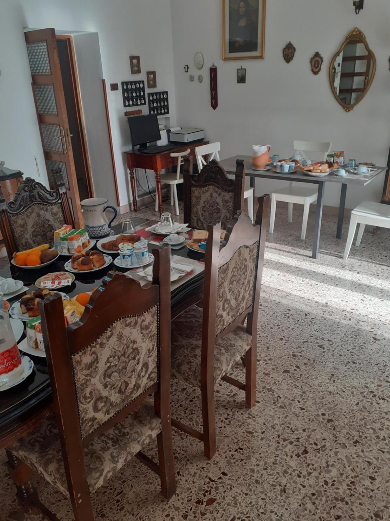 Bed and Breakfast A Casa Di Adele à Caserte Extérieur photo